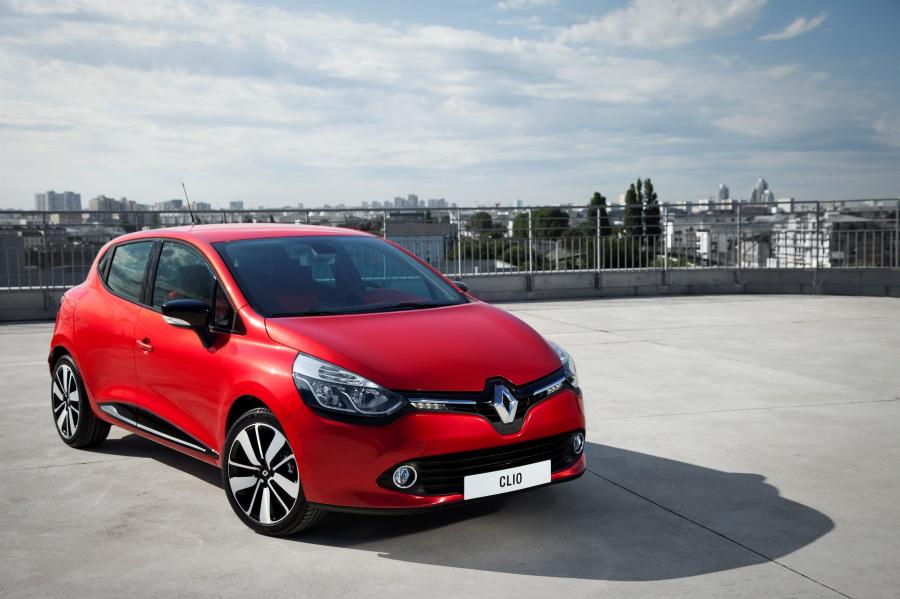  Renault Clio 2013 года  (фото 41 из 90)